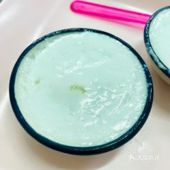 khun jeed的椰子伽耶布丁好不好吃 用戶評(píng)價(jià)口味怎么樣 普吉島美食椰子伽耶布丁實(shí)拍圖片 大眾點(diǎn)評(píng)